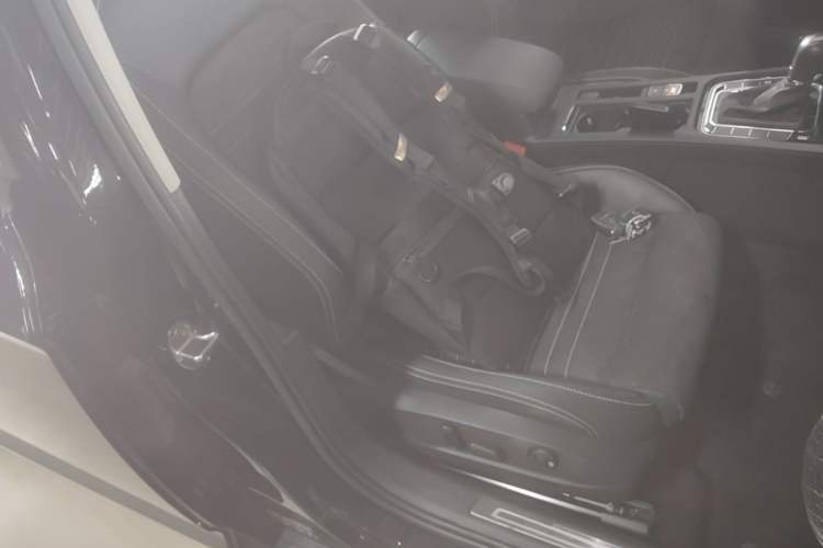 Used Volkswagen Magotan 2020 330TSI DSG Luxury Edition Right Front Seat