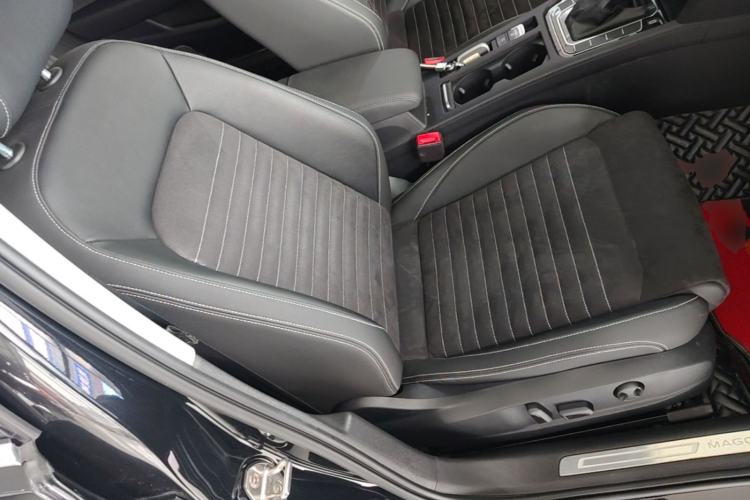 Used Volkswagen Magotan 2020 330TSI DSG Luxury Edition Right Front Seat