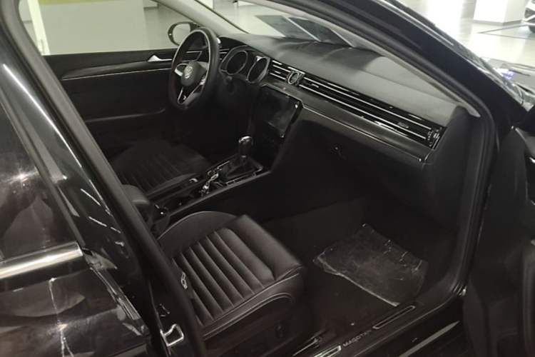 Used Volkswagen Magotan 2020 330TSI DSG Leading Model Right Front Seat