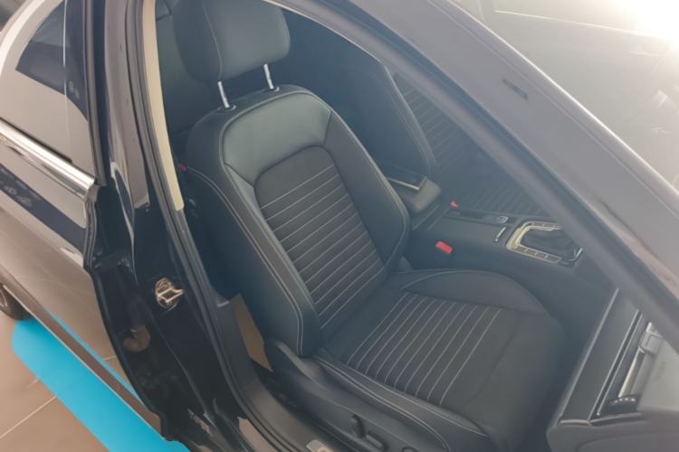 Used Volkswagen Magotan 2020 330TSI DSG Luxury Edition Right Front Seat