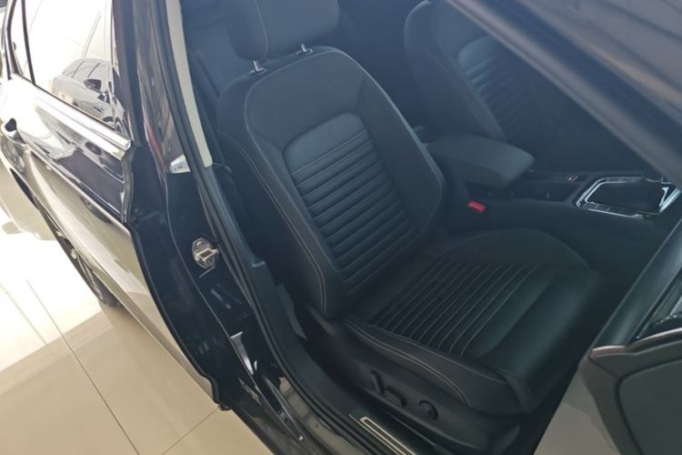 Used Volkswagen Magotan 2020 330TSI DSG Leading Model Right Front Seat