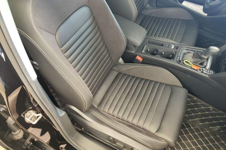 Used Volkswagen Magotan 2020 330TSI DSG Leading Model Right Front Seat