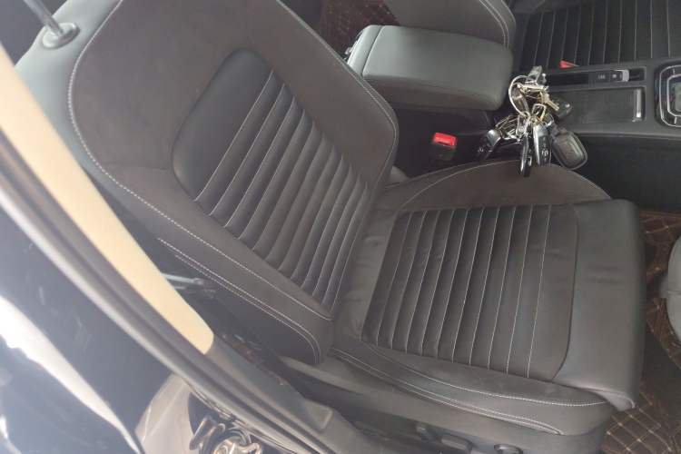 Used Volkswagen Magotan 2020 330TSI DSG Leading Model Right Front Seat