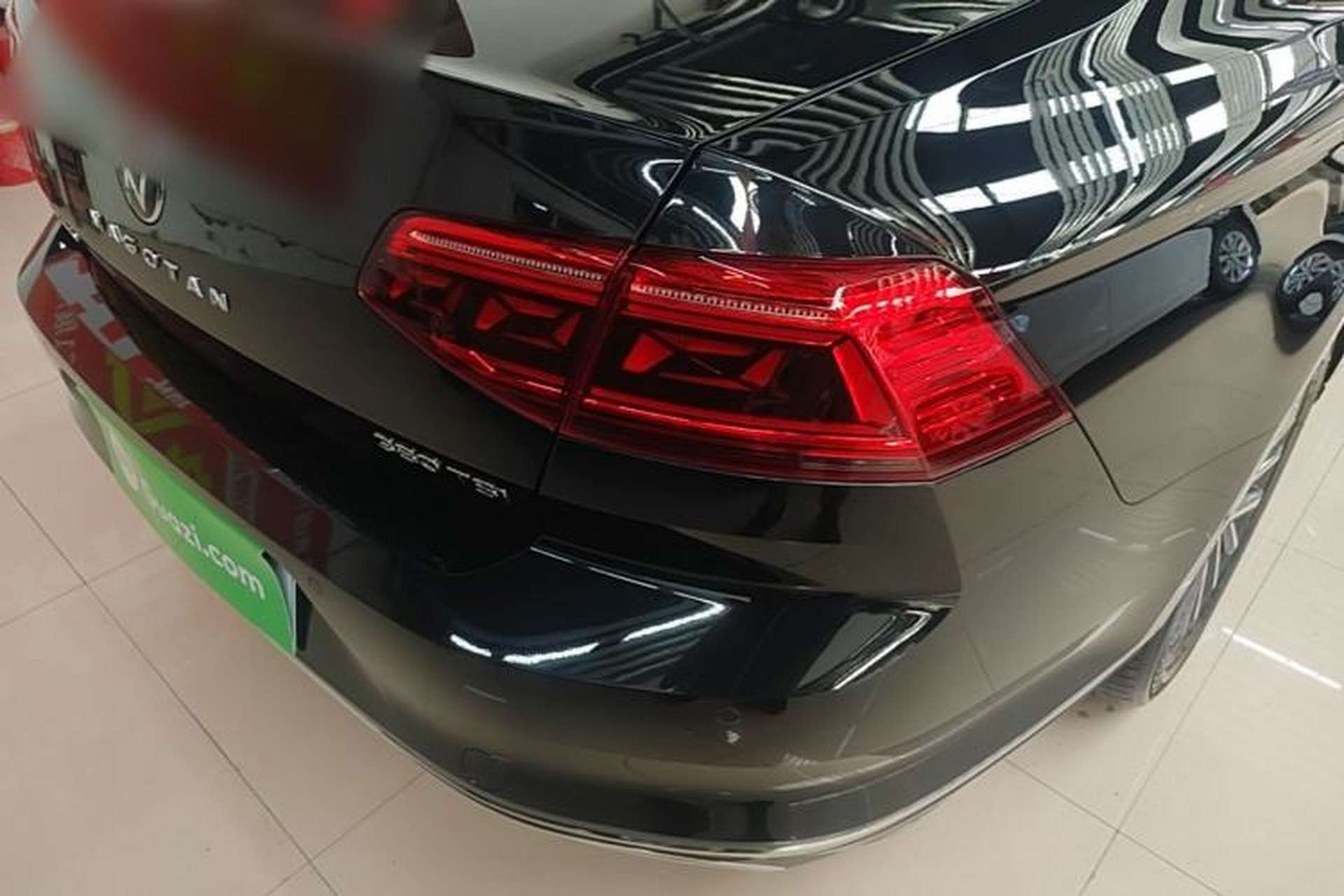 Used Volkswagen Magotan 2020 380TSI DSG Luxury Version Right Rear Taillight