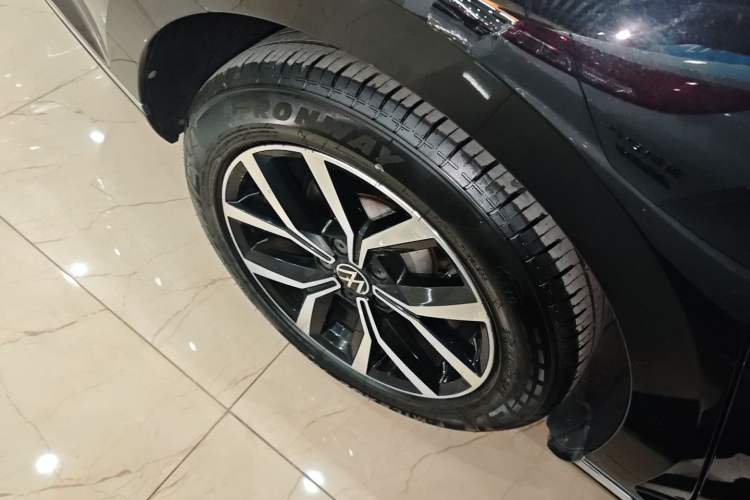 Used Volkswagen Magotan 2020 330TSI DSG Luxury Edition Right Rear Wheel Hub