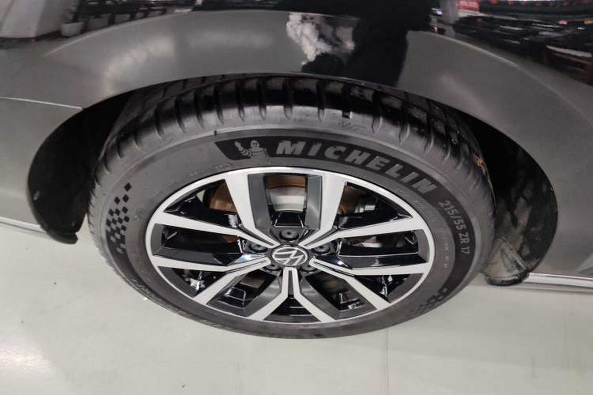 Used Volkswagen Magotan 2020 330TSI DSG Leading Model Right Rear Wheel Hub
