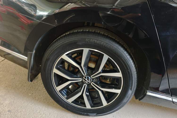 Used Volkswagen Magotan 2020 330TSI DSG Leading Model Right Rear Wheel Hub