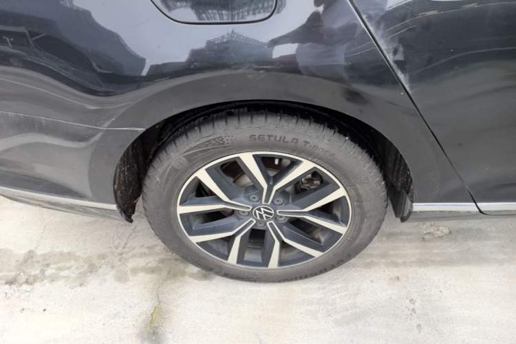 Used Volkswagen Magotan 2020 280TSI DSG Leading Edition Right Rear Wheel Hub
