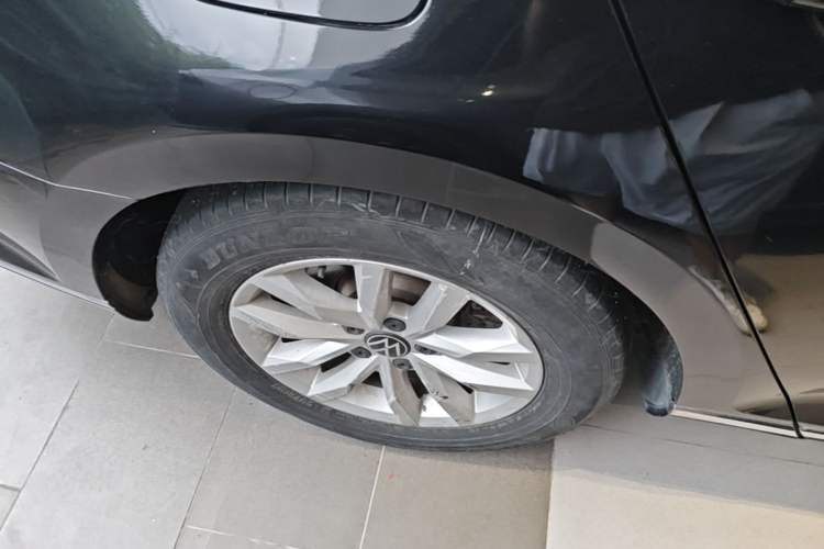Used Volkswagen Magotan 2020 280TSI DSG Comfort Edition Right Rear Wheel Hub