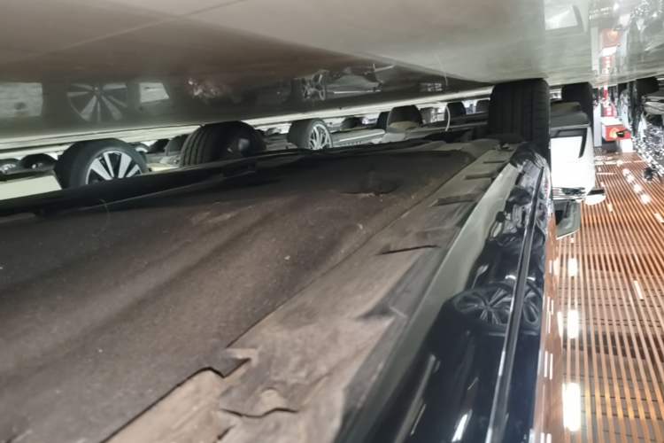 Used Volkswagen Magotan 2020 330TSI DSG Luxury Edition Right Side Sill