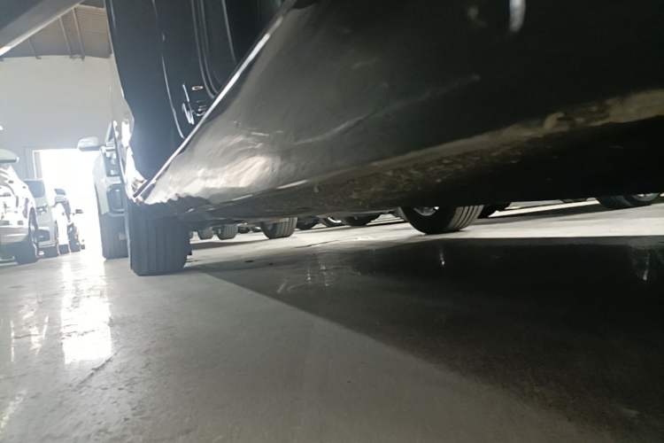 Used Volkswagen Magotan 2020 330TSI DSG Leading Model Right Side Sill