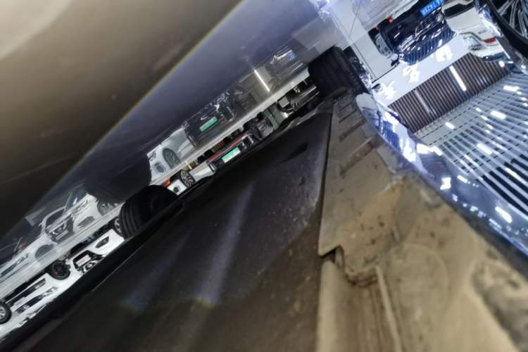 Used Volkswagen Magotan 2020 330TSI DSG Leading Model Right Side Sill