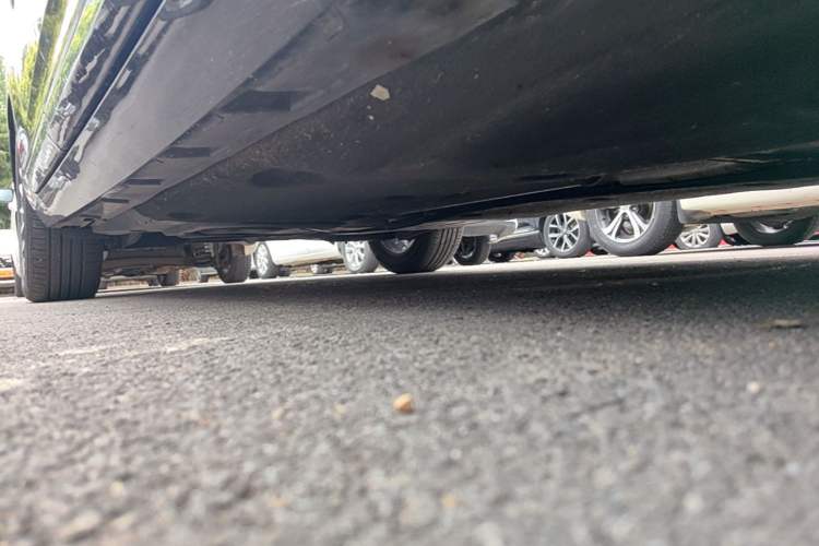 Used Volkswagen Magotan 2020 330TSI DSG Luxury Edition Right Side Sill
