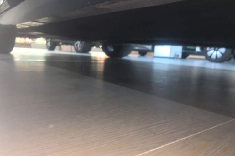 Used Volkswagen Magotan 2020 330TSI DSG Luxury Edition Right Side Sill