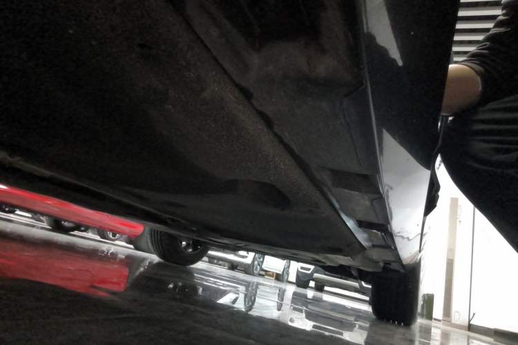 Used Volkswagen Magotan 2020 330TSI DSG Leading Model Right Side Sill
