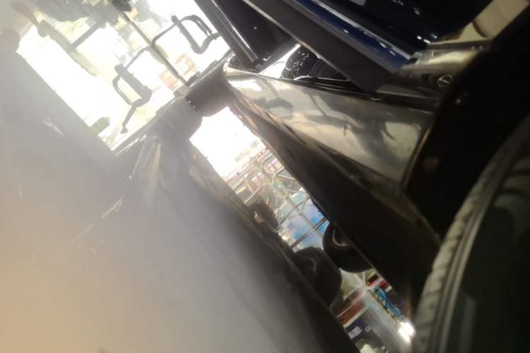 Used Volkswagen Magotan 2020 280TSI DSG Comfort Edition Right Side Sill