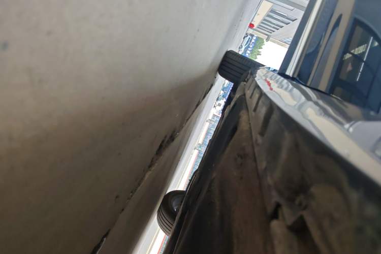 Used Volkswagen Magotan 2020 330TSI DSG Leading Model Right Side Sill