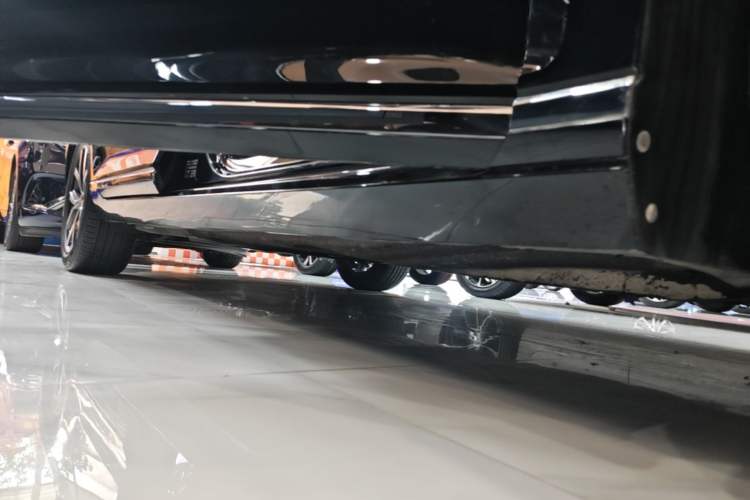 Used Volkswagen Magotan 2020 330TSI DSG Leading Model Right Side Sill