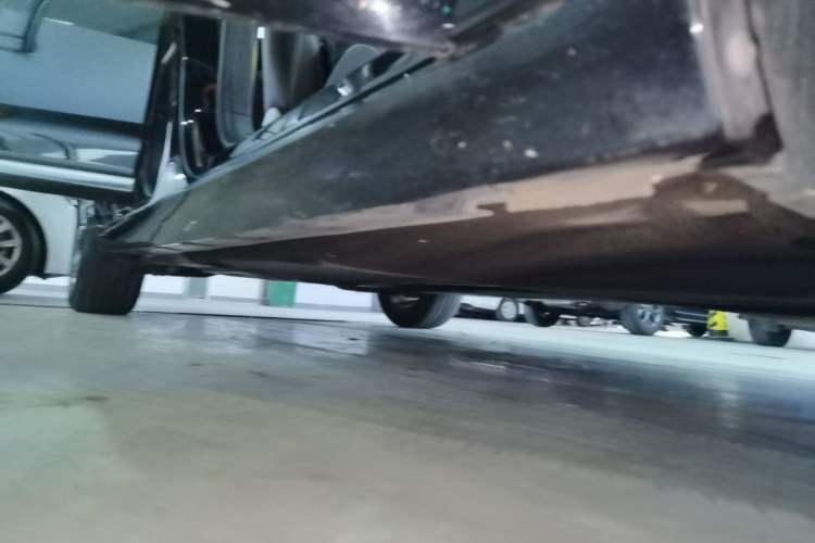 Used Volkswagen Magotan 2020 330TSI DSG Leading Model Right Side Sill