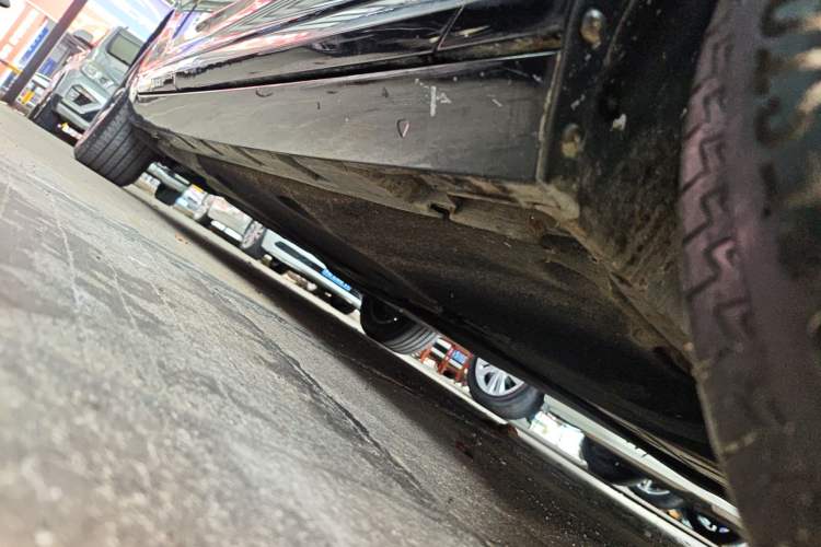 Used Volkswagen Magotan 2020 280TSI DSG Comfort Edition Right Side Sill