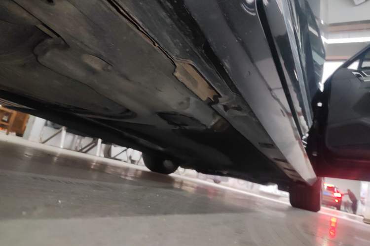 Used Volkswagen Magotan 2020 330TSI DSG Luxury Edition Right Side Sill