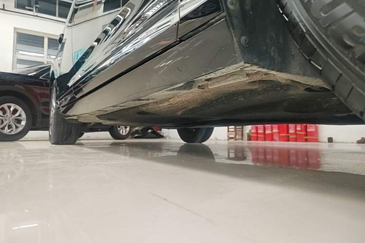 Used Volkswagen Magotan 2020 380TSI DSG Luxury Version Right Side Sill