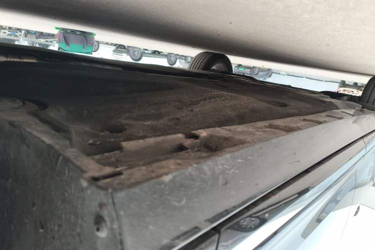 Used Volkswagen Magotan 2020 330TSI DSG Luxury Edition Right Side Sill