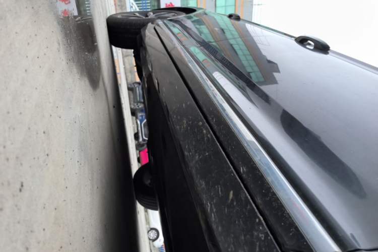Used Volkswagen Magotan 2020 280TSI DSG Leading Edition Right Side Sill