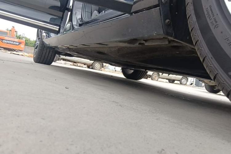 Used Volkswagen Magotan 2020 330TSI DSG Luxury Edition Right Side Sill