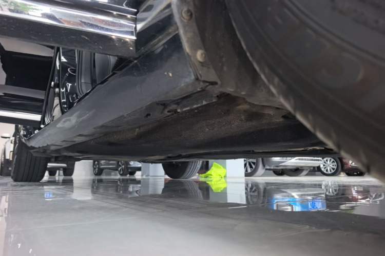 Used Volkswagen Magotan 2020 330TSI DSG Leading Model Right Side Sill