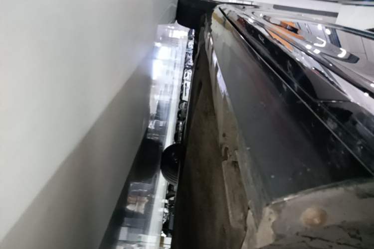 Used Volkswagen Magotan 2020 380TSI DSG Luxury Version Right Side Sill