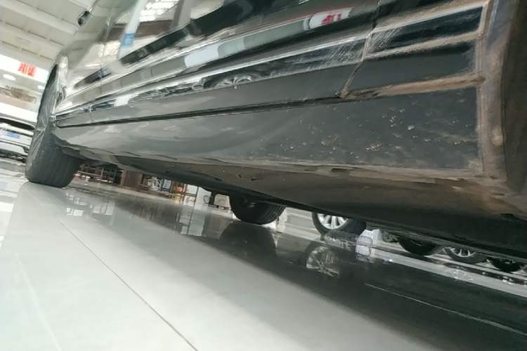 Used Volkswagen Magotan 2020 330TSI DSG Luxury Edition Right Side Sill