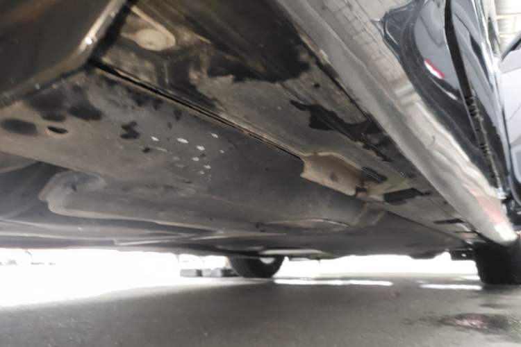 Used Volkswagen Magotan 2020 280TSI DSG Comfort Edition Right Side Sill