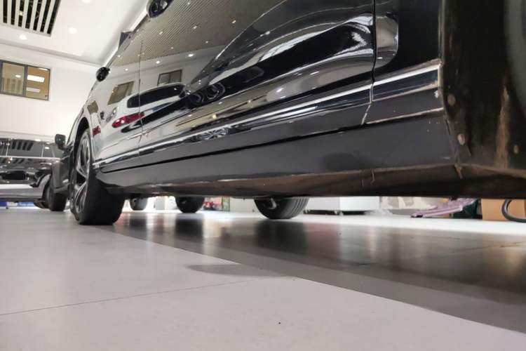 Used Volkswagen Magotan 2020 330TSI DSG Luxury Edition Right Side Sill