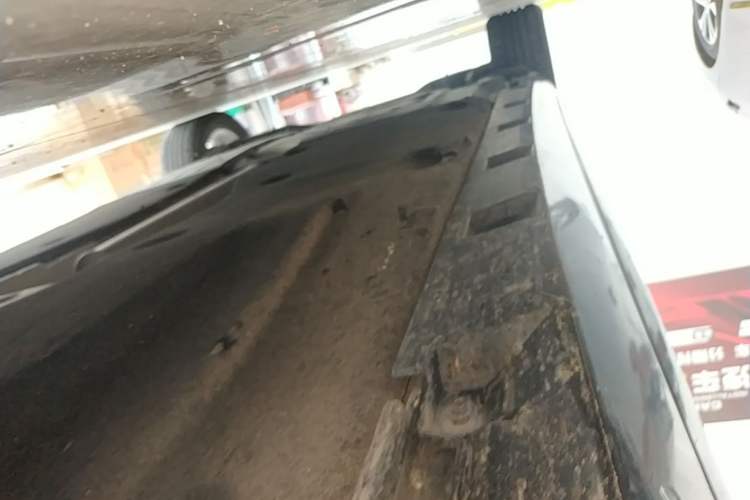 Used Volkswagen Magotan 2020 280TSI DSG Comfort Edition Right Side Sill