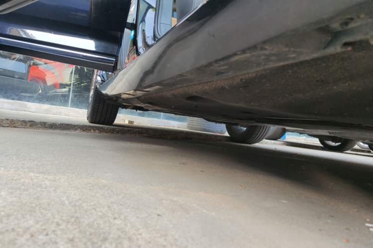 Used Volkswagen Magotan 2020 330TSI DSG Luxury Edition Right Side Sill