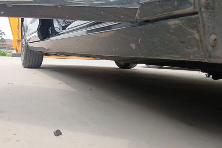 Used Volkswagen Magotan 2020 330TSI DSG Leading Model Right Side Sill