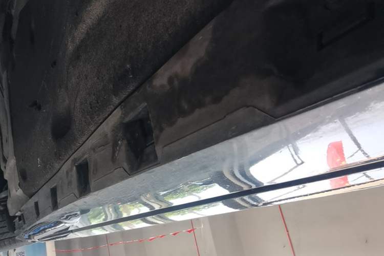 Used Volkswagen Magotan 2020 330TSI DSG Leading Model Right Side Sill