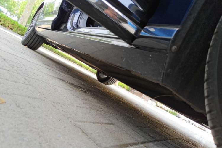 Used Volkswagen Magotan 2020 380TSI DSG Luxury Version Right Side Sill