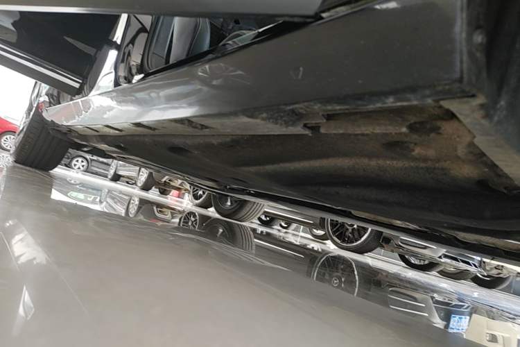Used Volkswagen Magotan 2020 330TSI DSG Luxury Edition Right Side Sill