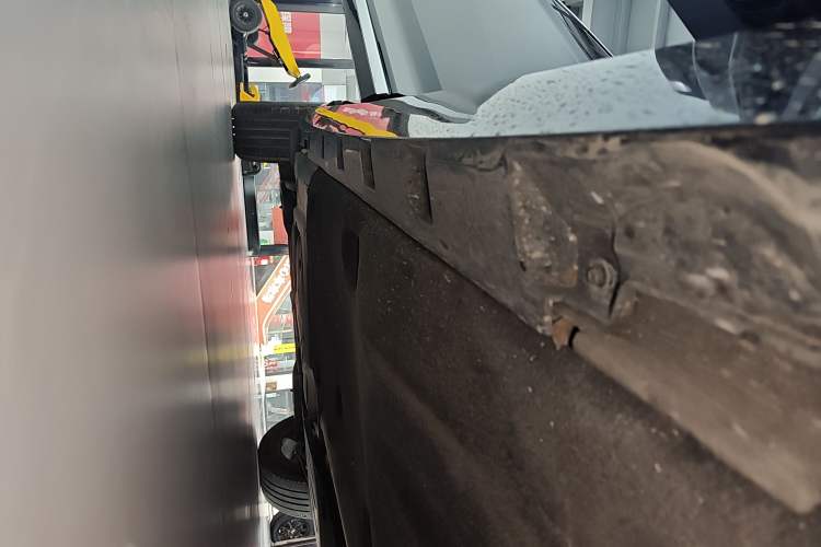 Used Volkswagen Magotan 2020 330TSI DSG Leading Model Right Side Sill