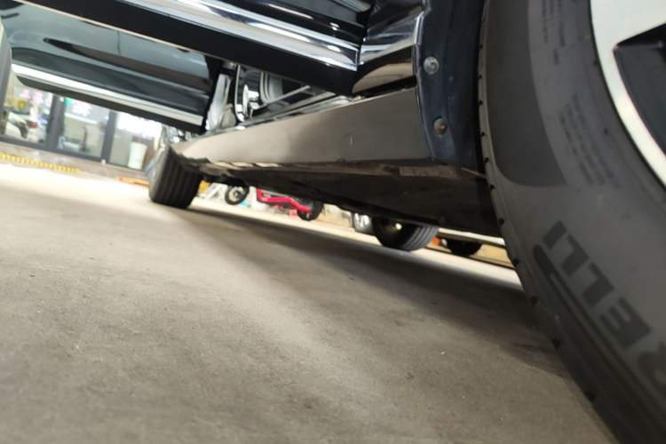 Used Volkswagen Magotan 2020 330TSI DSG Leading Model Right Side Sill