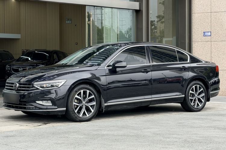 Used Volkswagen Magotan 2020 330TSI DSG Leading Model Guazi used car, China used car export, Used car for sale, Used  cars, Cheapest cars for sale