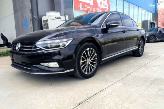 Ojetý Volkswagen Magotan 2020 330TSI DSG Luxury Edition