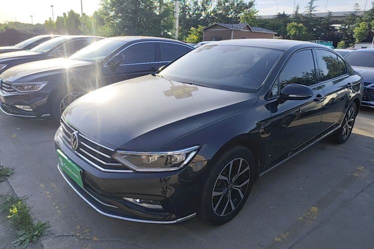 Used Volkswagen Magotan 2020 330TSI DSG Luxury Edition Guazi used car, China used car export, Used car for sale, Used cars, Cheapest cars for sale