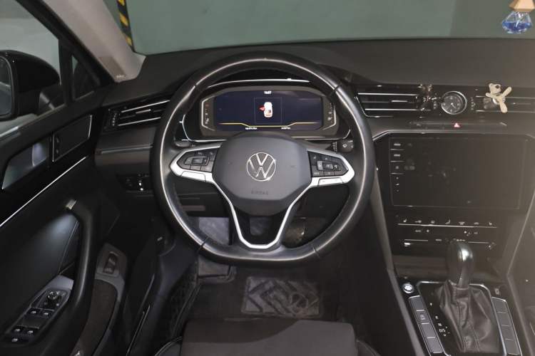 Used Volkswagen Magotan 2020 330TSI DSG Luxury Edition Steering Wheel