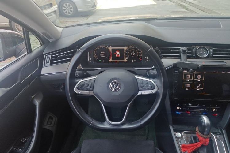 Used Volkswagen Magotan 2020 330TSI DSG Luxury Edition Steering Wheel