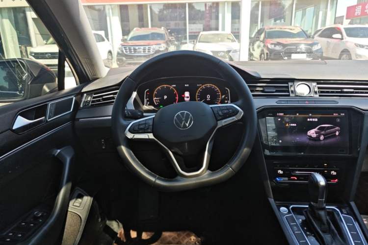 Used Volkswagen Magotan 2020 330TSI DSG Luxury Edition Steering Wheel