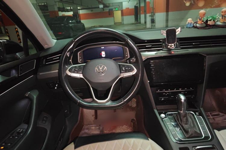 Used Volkswagen Magotan 2020 330TSI DSG Luxury Edition Steering Wheel