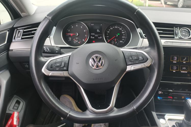 Used Volkswagen Magotan 2020 330TSI DSG Leading Model Steering Wheel